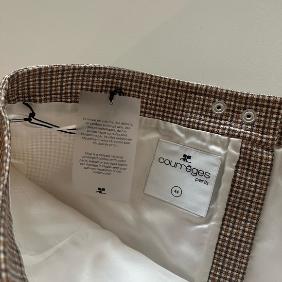 READ NEW Courrèges Reedition Checked Vinyl Mini Skirt Brown Appliquéd Logo 44. - Picture 8 of 10